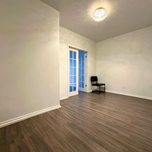 Appartement Montréal (Ville-Marie) À Louer - Photo 3