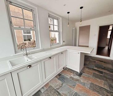 Oxford Street, Barry, CF62 - Photo 2