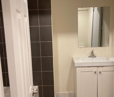 For Lease - 2064 Glenada Crescent Unit# BSMNT, Oakville, Ontario - Photo 4