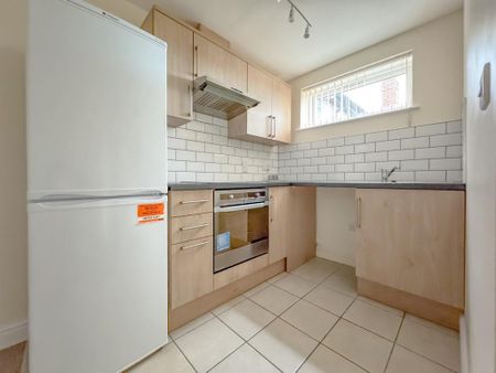 2 bedroom apartment to rent - Photo 3