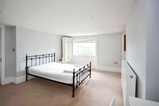 1 bedroom in a house share to rent - Photo 1