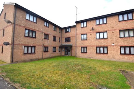 Steeple Close, Rochford - Photo 5