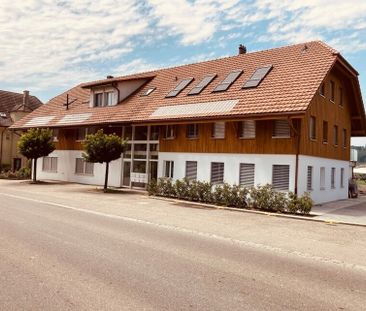 Modern 3.5-room penthouse apartment with balcony in Diessbach bei B... - Photo 1