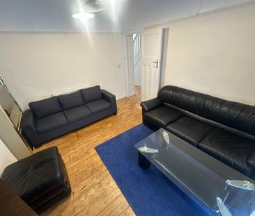 Room in a Shared House, Fieldend Road, SW16 - Photo 6