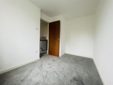 2 bedroom semi-detached house to rent - Photo 2