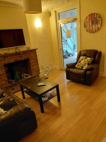 Chiltern Road, LU6 - Photo 3