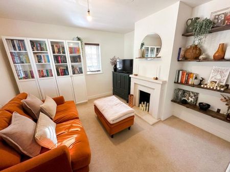 2 bedroom terraced house to rent - Photo 2