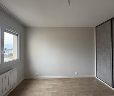 APPARTEMENT T3 A LOUER A LE COTEAU - BORD DE LOIRE - Photo 2