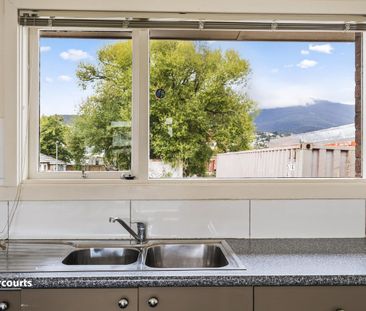 Ideal Location - Photo 6