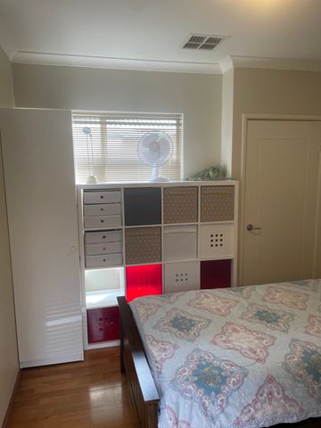 East Victoria Park - Photo 2