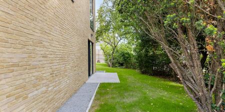 Appartement te huur in Kortrijk voor € 1.300 met 2 slaapkamers - Photo 3