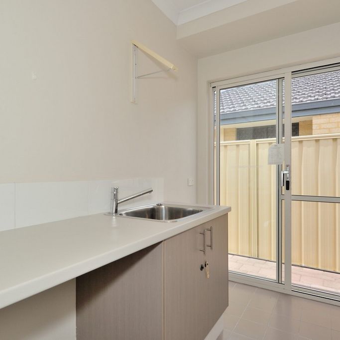 Large Family Home 4X2 - Photo 1