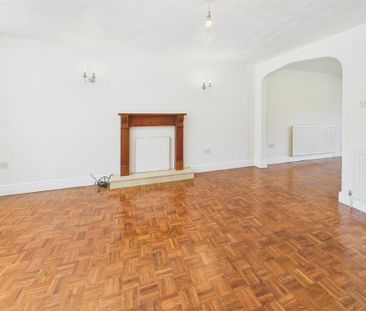 5 bedroom semi-detached house to rent - Photo 2