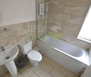 5 bedroom terraced house to rent - Photo 1