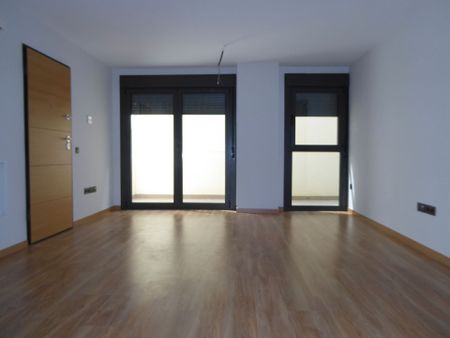 Piso de alquiler en Avenida Jorge Luis Borges, 16, El Tejar - Hacienda Bizcochero - Photo 3