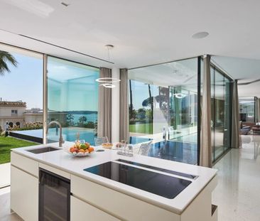 Cannes-villa contemporaine-vue mer-ascenseur - Photo 2