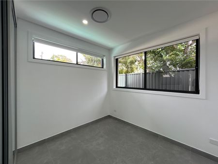 Brand New Granny Flat with Ducted Air Conditioning - Photo 5