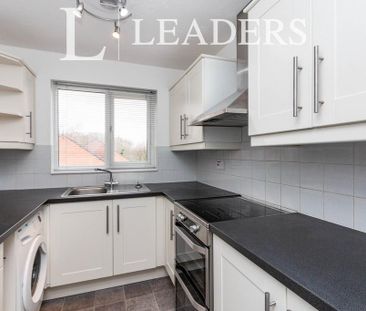 2 bedroom flat to rent - Photo 6