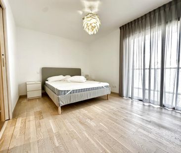 Location Appartement 4 pièces Meublé 122m² DIVONNE LES BAINS 01220 - Photo 2