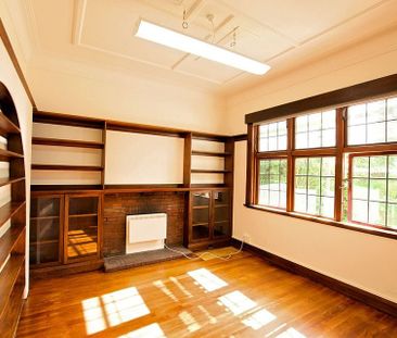 Spacious 7BR Kelburn Oasis - Photo 5