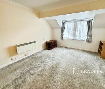 1 bedroom flat to rent - Photo 2