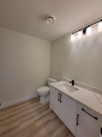 Brand-New 2 bedroom Condos in North Glenmore – Pet Friendly & Parking Included! - Photo 4