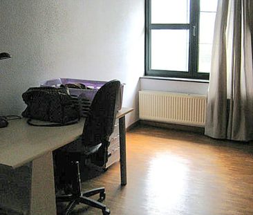 Appartement te huur - Foto 4