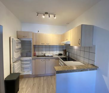 2 pièces - Meublé - 41,7 m² - 2ème étage - Colocation non autorisée - Photo 1