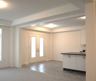 For Lease - 22 Sassafras Road, Springwater, Ontario - Photo 5