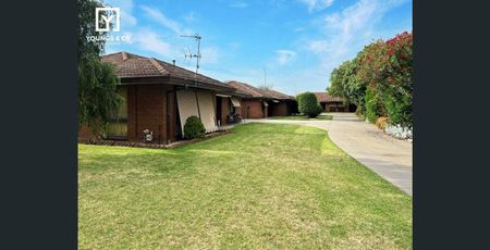 Unit 2, 166 Knight St, Shepparton - Photo 2