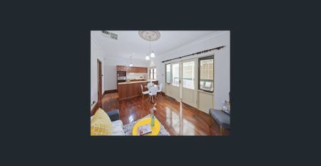 Stylish Character Home in Prime Prospect Location - Photo 5