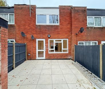 Rainsford Close, Stanmore, HA7 - Photo 1