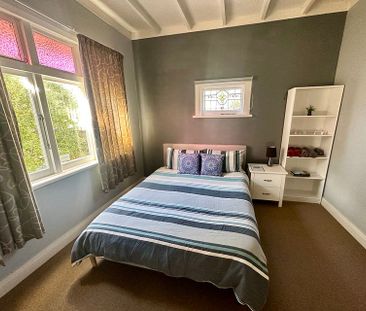 Spacious and Furnished Family Home - Photo 1