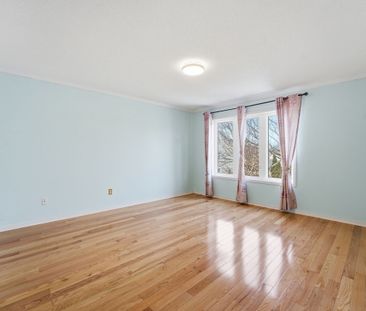 For Lease - 102 Deerfox Drive, Barrhaven, Ontario - Photo 6