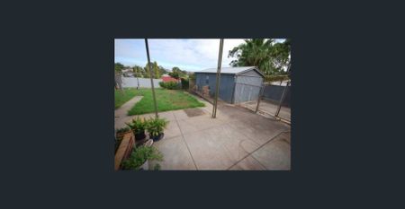 Great Family Home Offers Elevated Valley View! - Photo 4