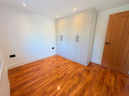 3 bedroom semi-detached house to rent - Photo 4