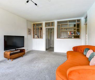 1 Bed Flat, The Drive, BN3 - Photo 5