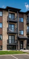 1 room apartment of 85m² in Gatineau - Photo 2