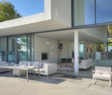 Villa contemporaine avec vue mer à Super Cannes - Photo 6