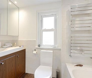 4 bedroom terraced house to rent - Photo 6