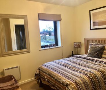 2 bedroom apartment to rent - Photo 3