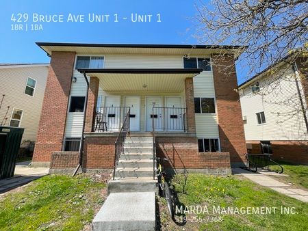 STYLISH 1-BEDROOM/1-BATH APARTMENT IN DOWNTOWN WINDSOR + HYDRO - Photo 4