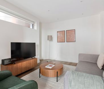 Bloom Nine Elms, Nine Elms Lane - Photo 1