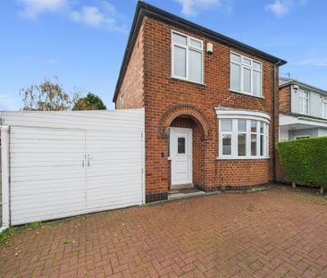 3 bedroom Detached house to rent - Photo 4