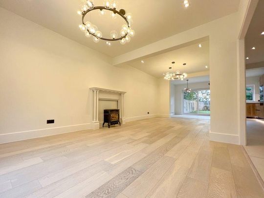 4 bedroom semi-detached house to rent - Photo 1