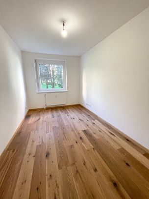 Großzügige Wohnung mit Balkon und Blick ins Grüne - Foto 1