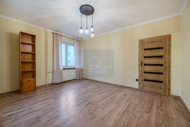 Mieszkanie na Wynajem, 48.50m - Фото 1