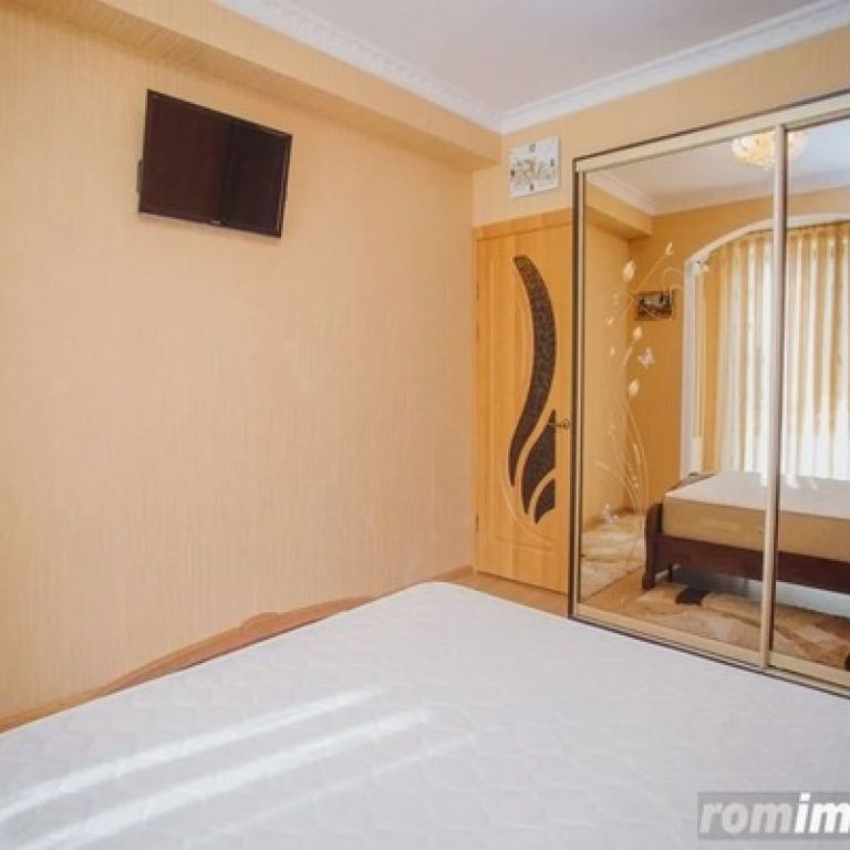 1 camera in zona Unirii - Fotografie 1