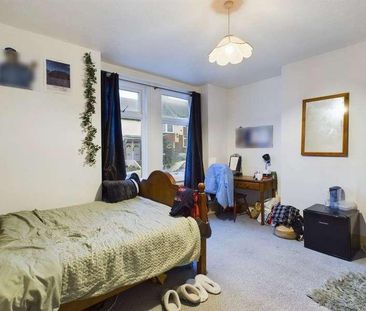 Ladysmith Road, BN2 - Photo 2