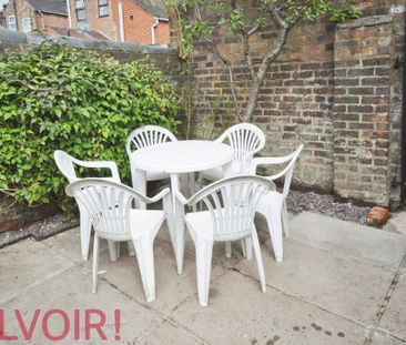 1 bedroom in a house share to rent - Photo 2